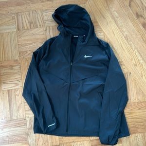 Nike Windrunner
Men's Repel Running Jacket (NWT)